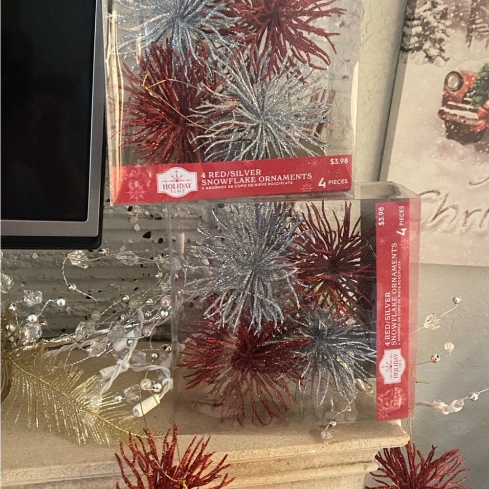 8 pcs Red and Silver Glittered Snowflake Ornaments